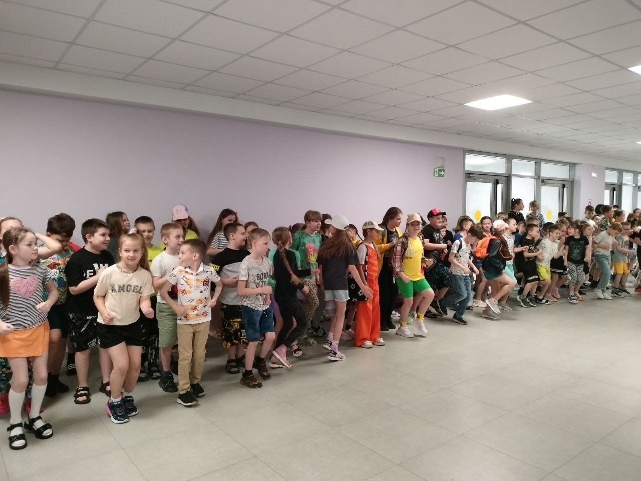 УРА! Первые солнечные приключения в школьном лагере стартовали!.